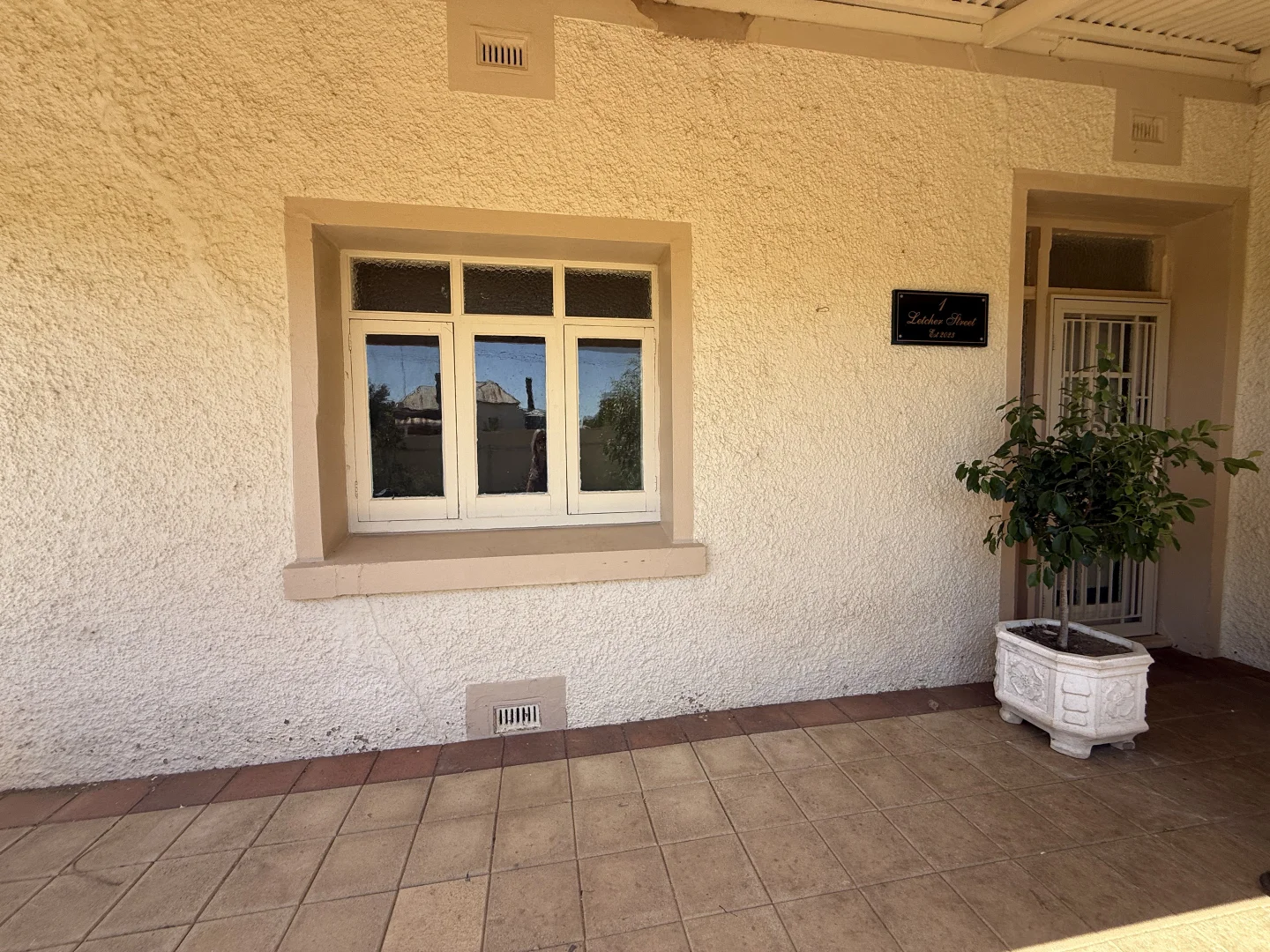 1 Letcher Street - Image 2