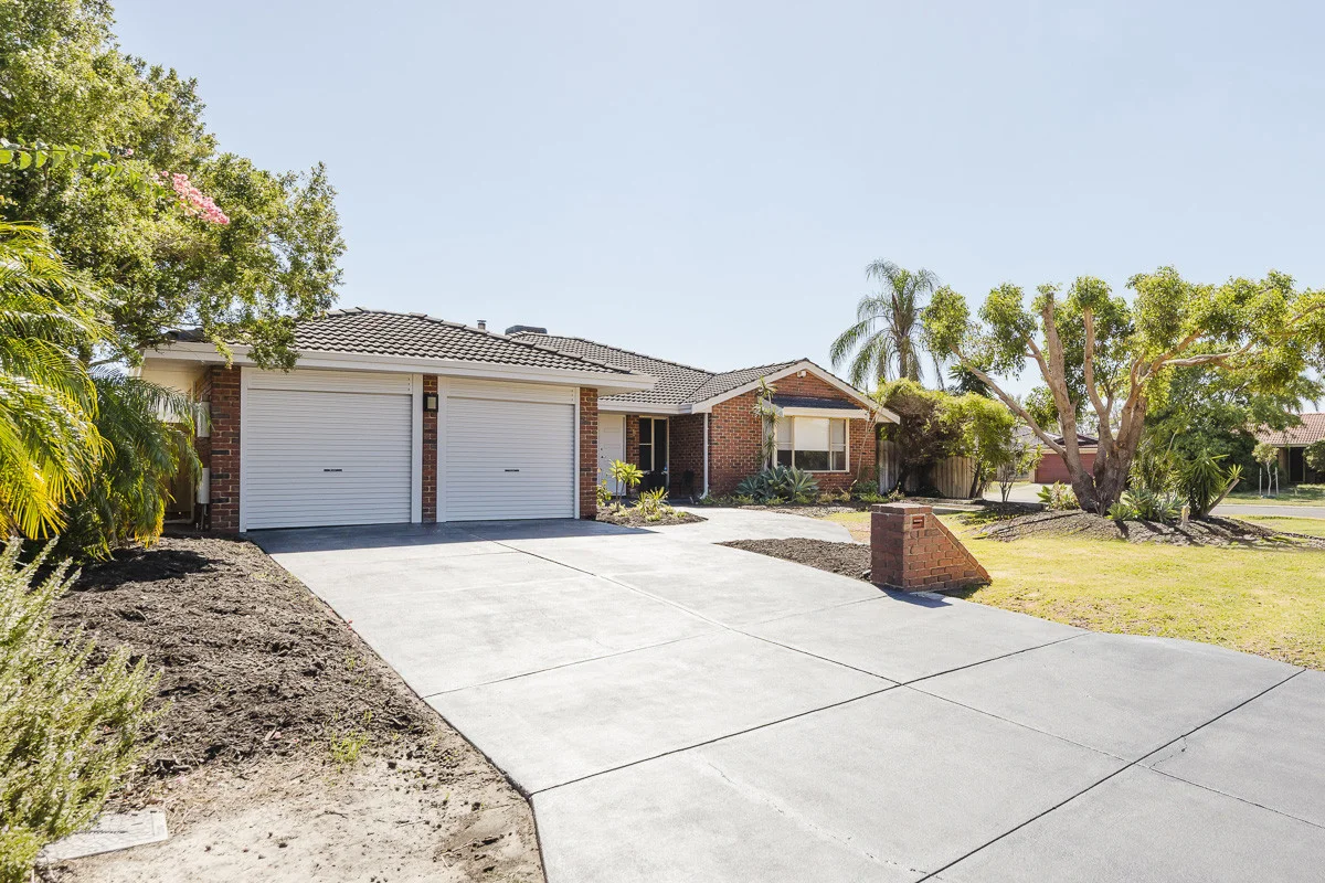 1 Redfern Close (1/1)