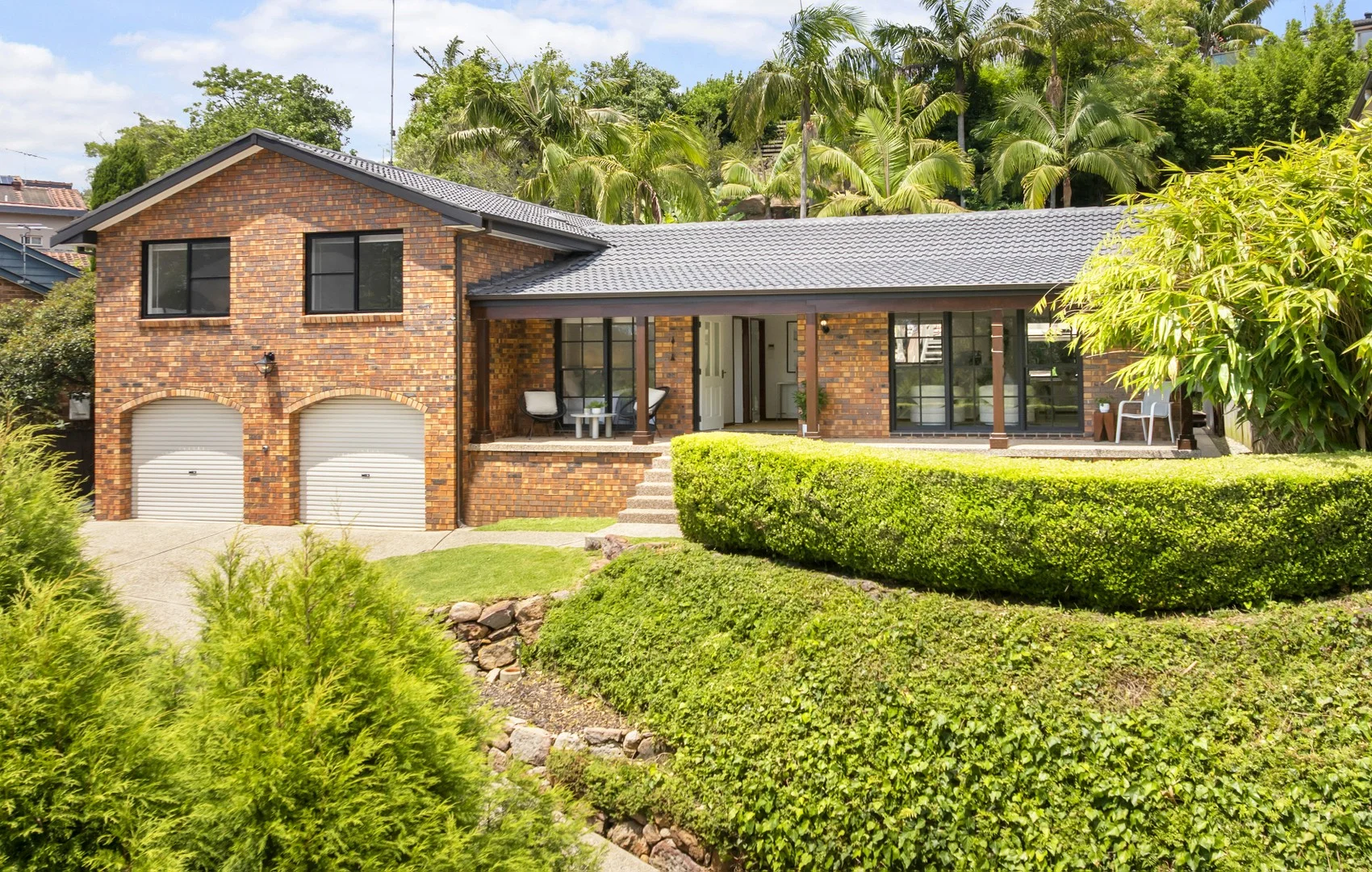 1 Vincent Place (1/13)