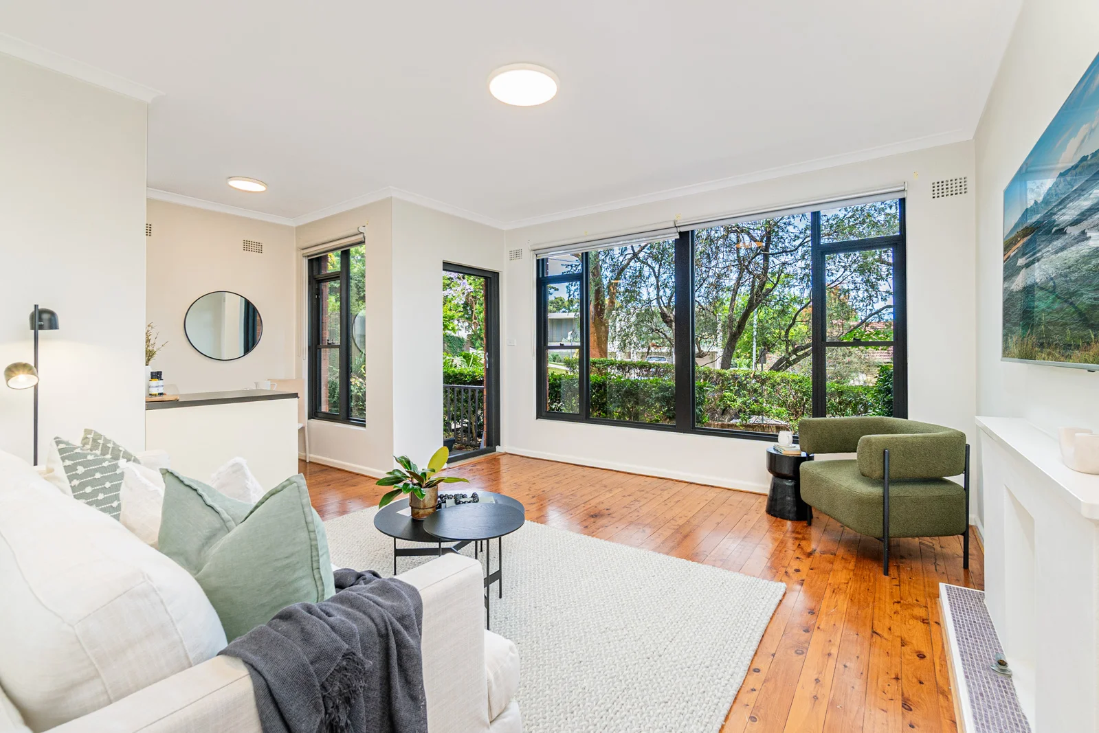 10/1 Balfour Street (1/7)