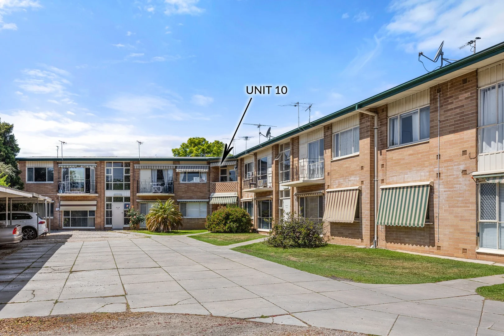 10/15 Warwick Avenue (1/1)