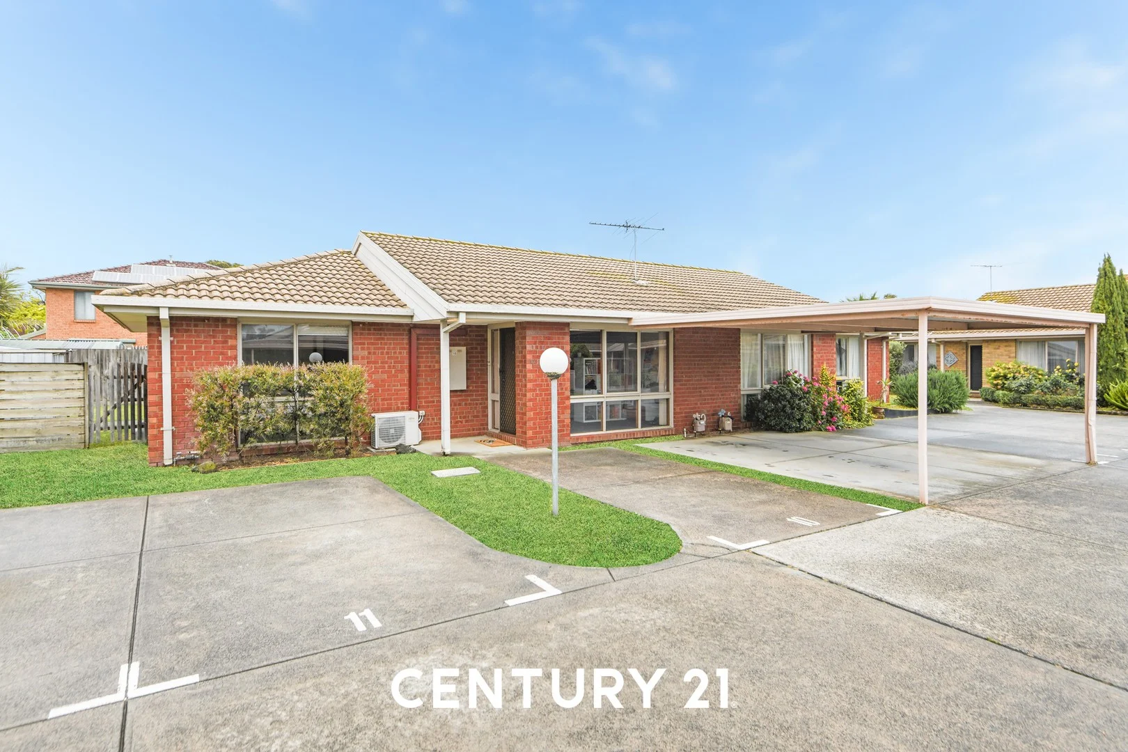10/3 McIntosh Court (1/1)