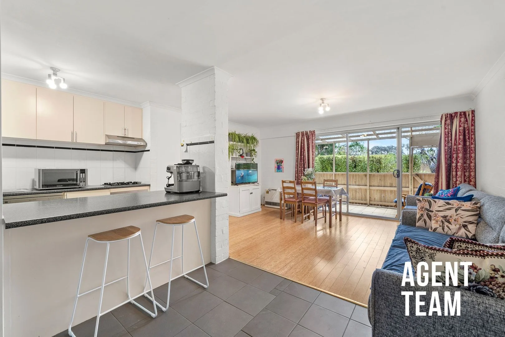10/51 Totterdell Street (1/15)