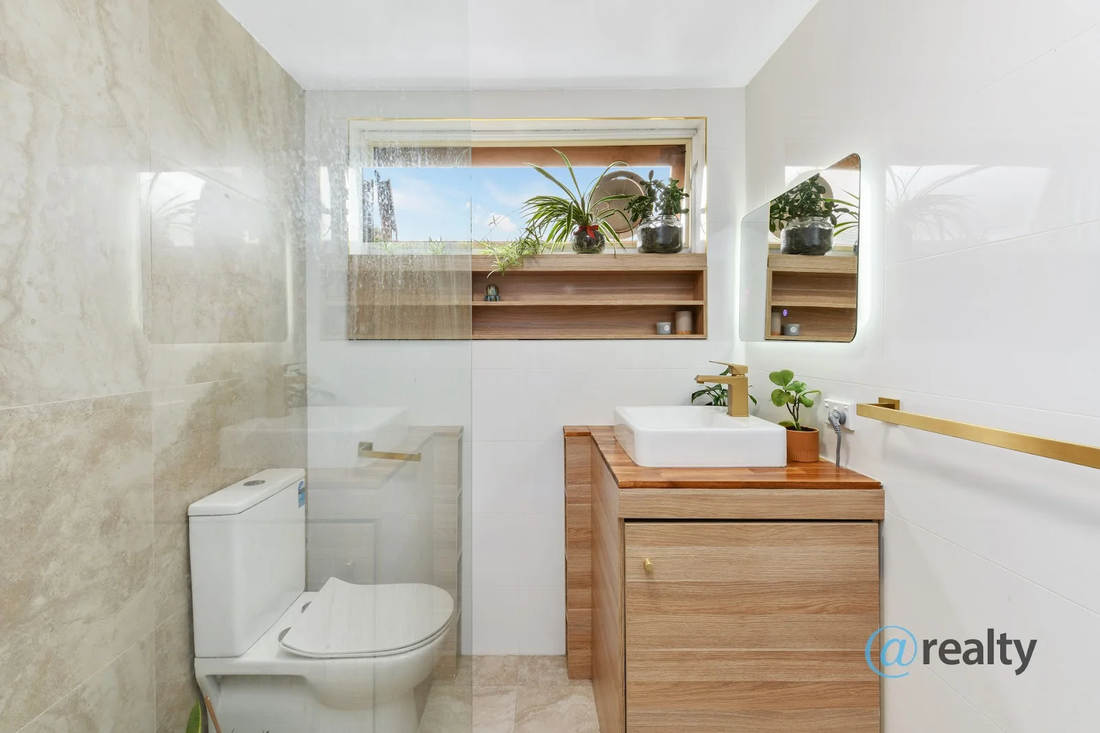 10/798 Warrigal Road - Image 3