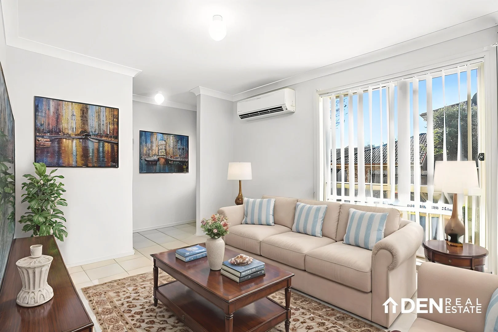 10/8-10 Metella Road (1/14)