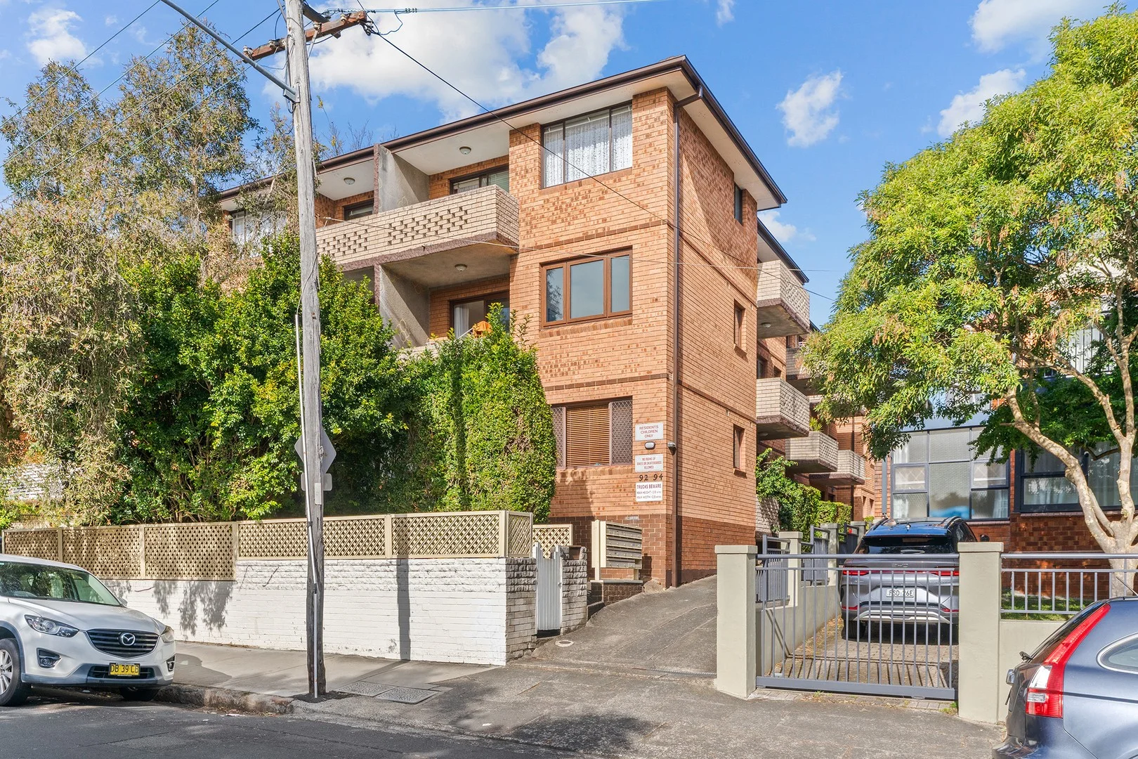 10/92-94 Cambridge Street (1/1)