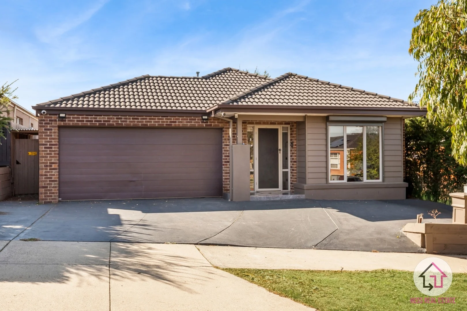 10 Appleberry Way (1/14)