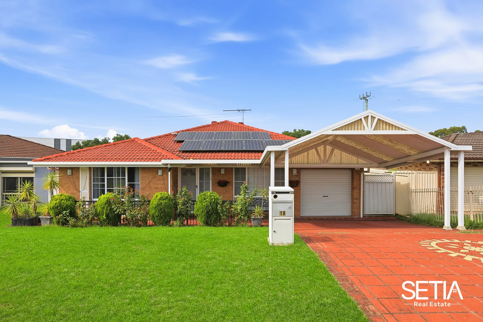 10 Baxter Crescent (1/3)