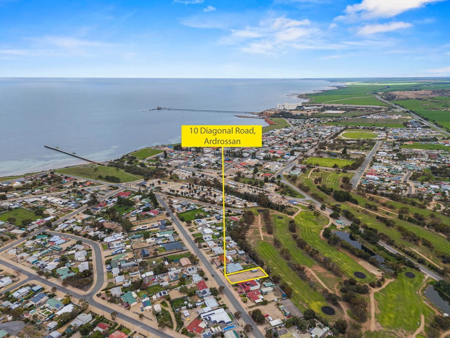 10 Diagonal Road - Image 3