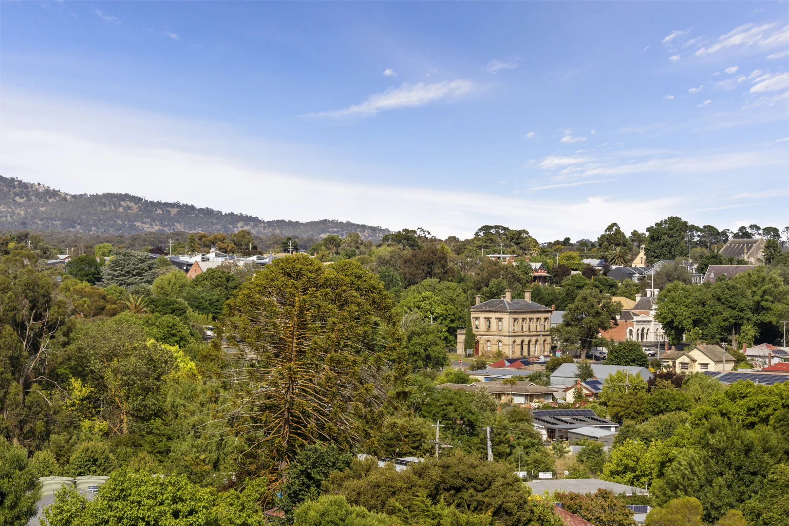 10 Downes Street - Image 4