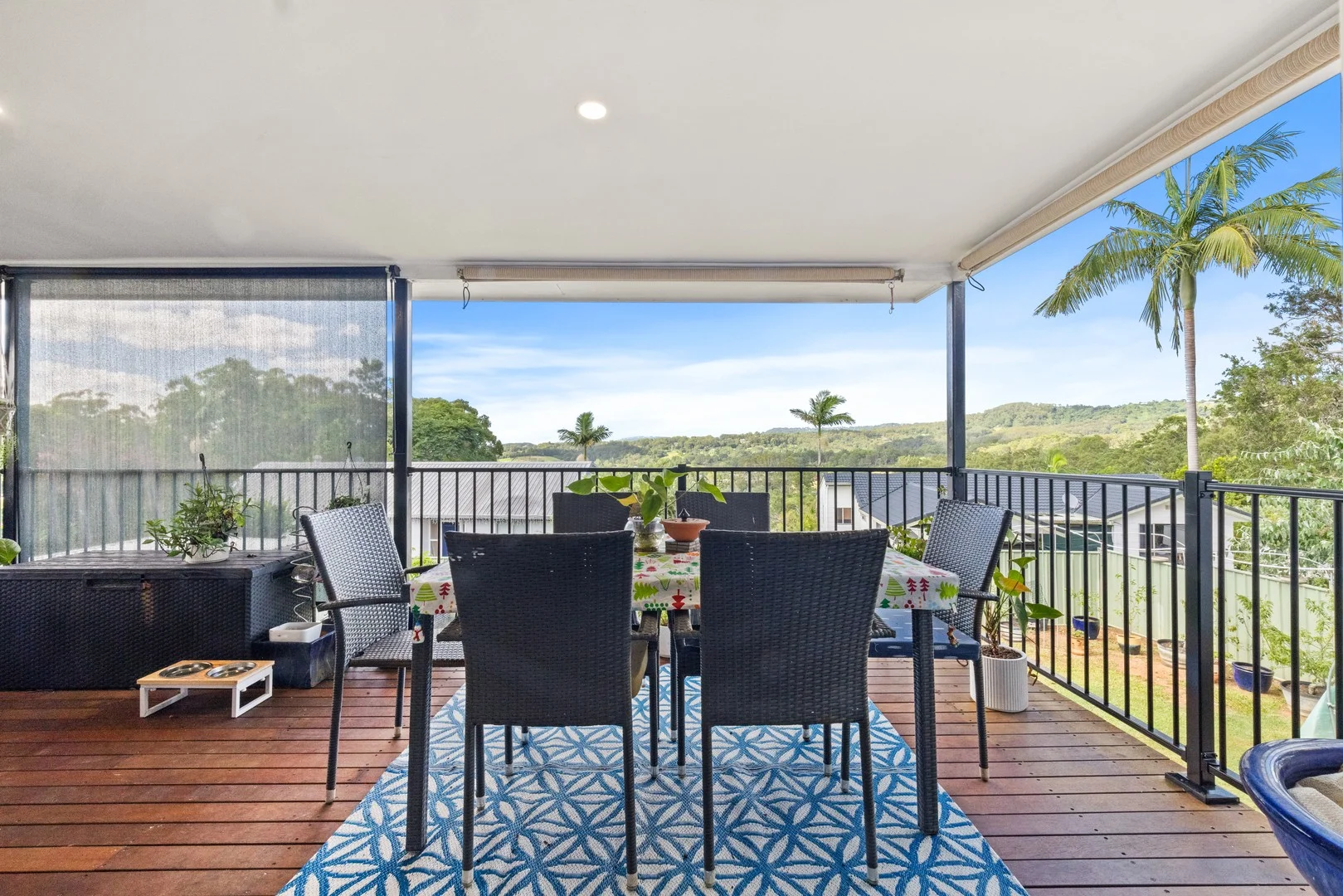 10 Highview Avenue (1/27)