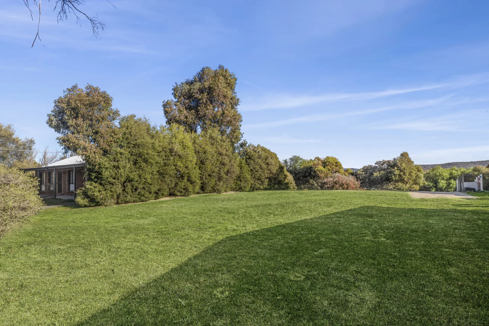 10 Leslie Street - Image 3
