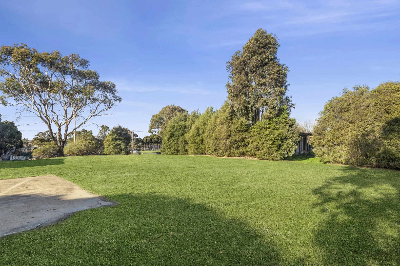 10 Leslie Street - Image 4
