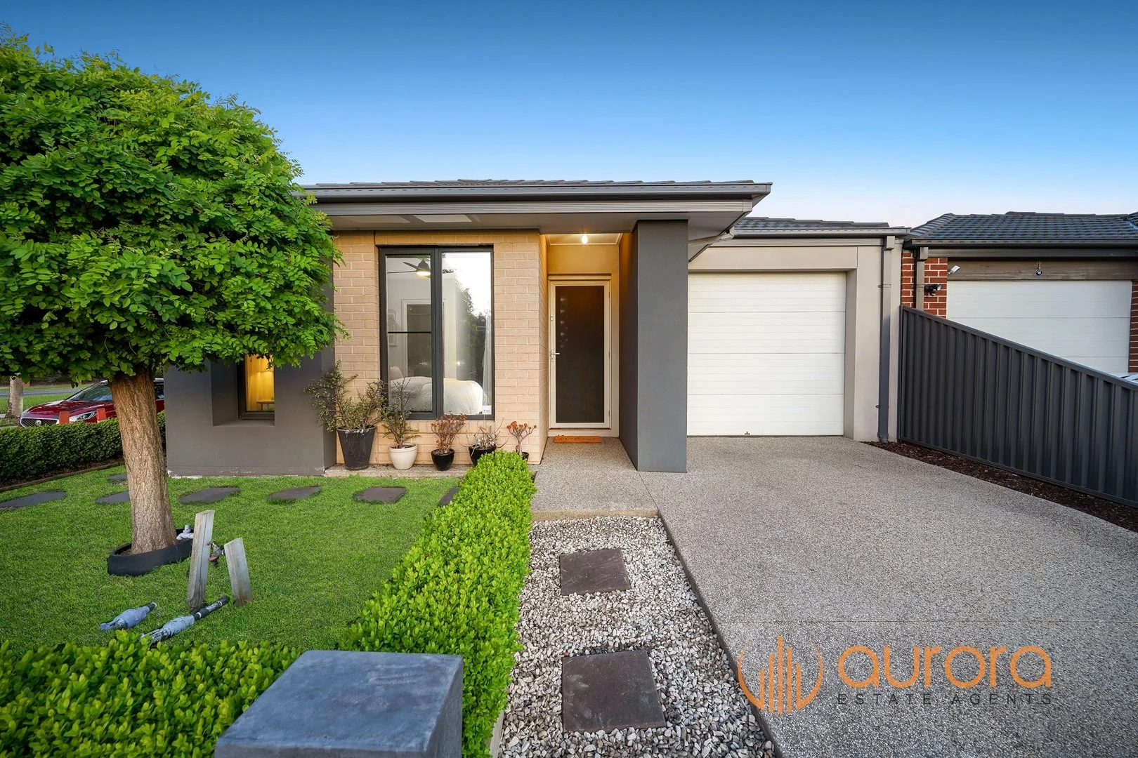 10 Prendergast Avenue (1/14)