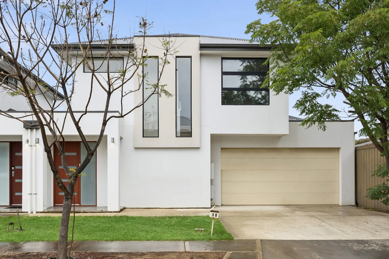 10 Ryan Avenue (1/1)