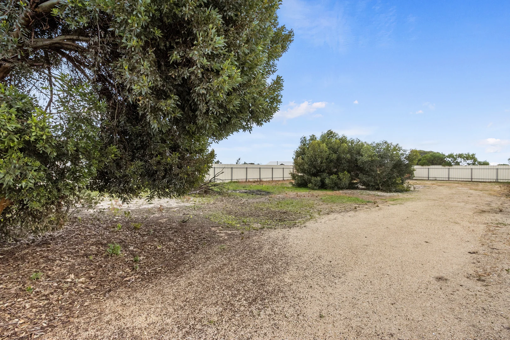 10 Second Street - Image 5