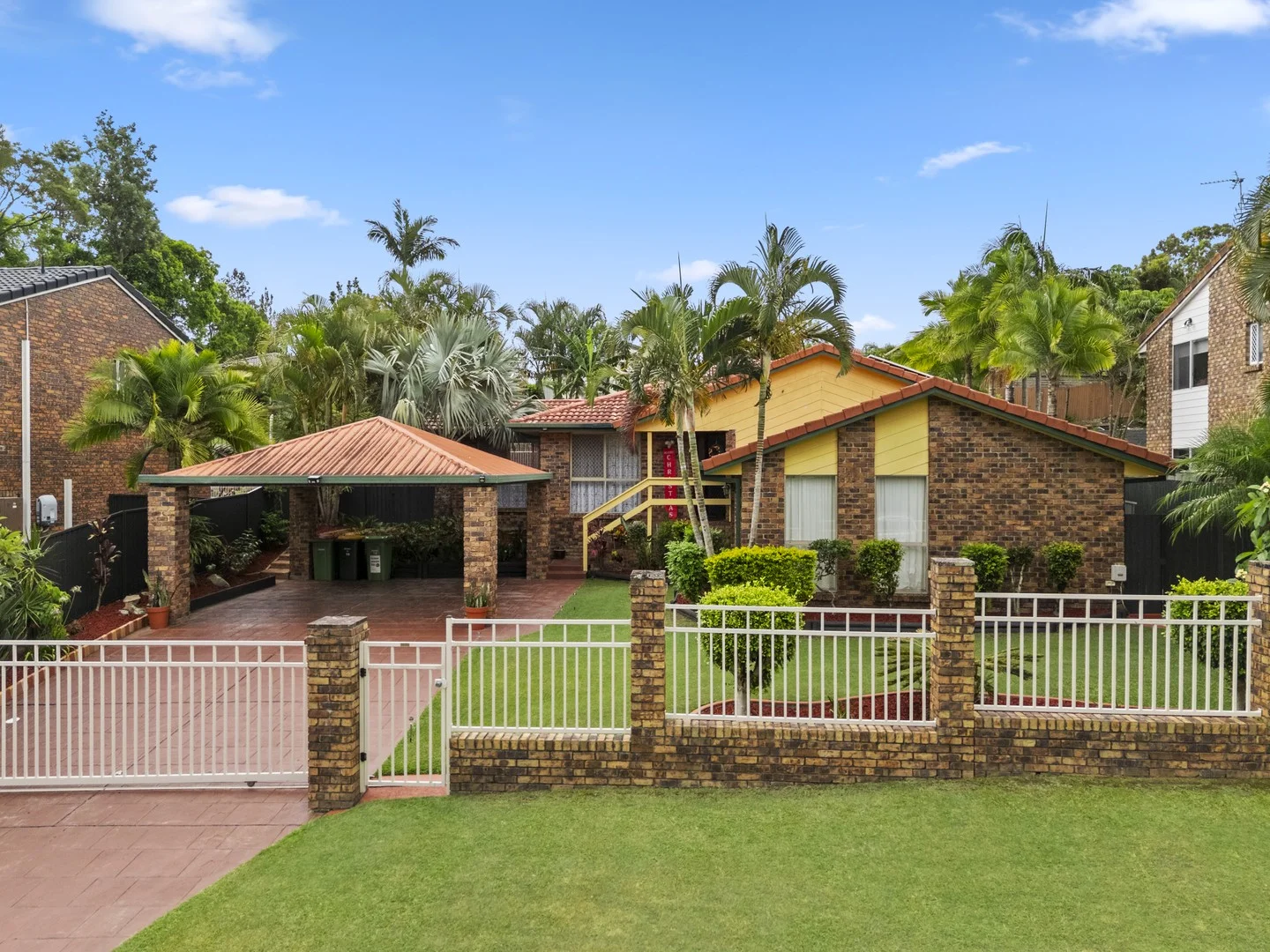 10 SEFTON PLACE (1/23)
