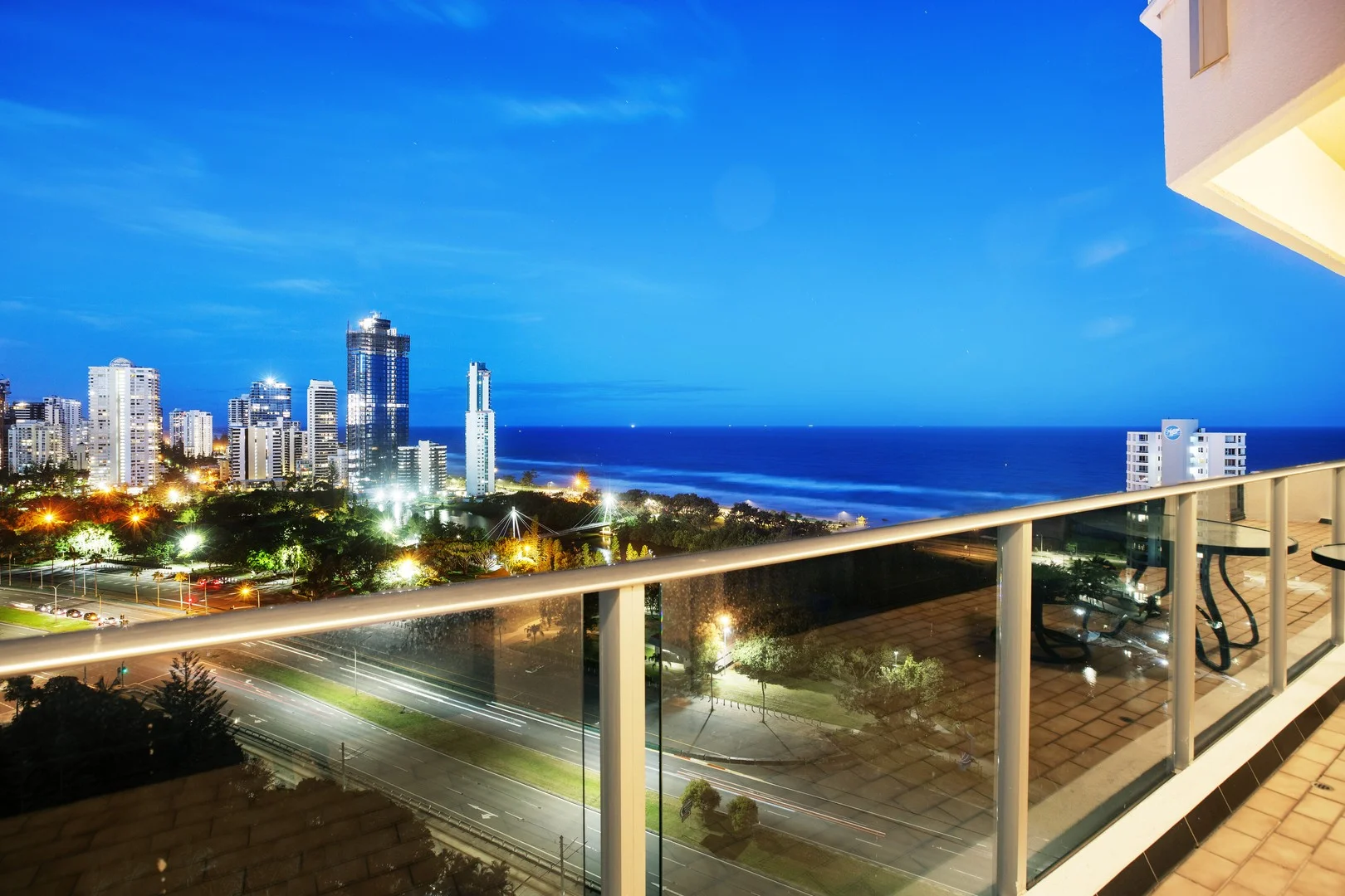 100/2 Admiralty Drive (1/30)