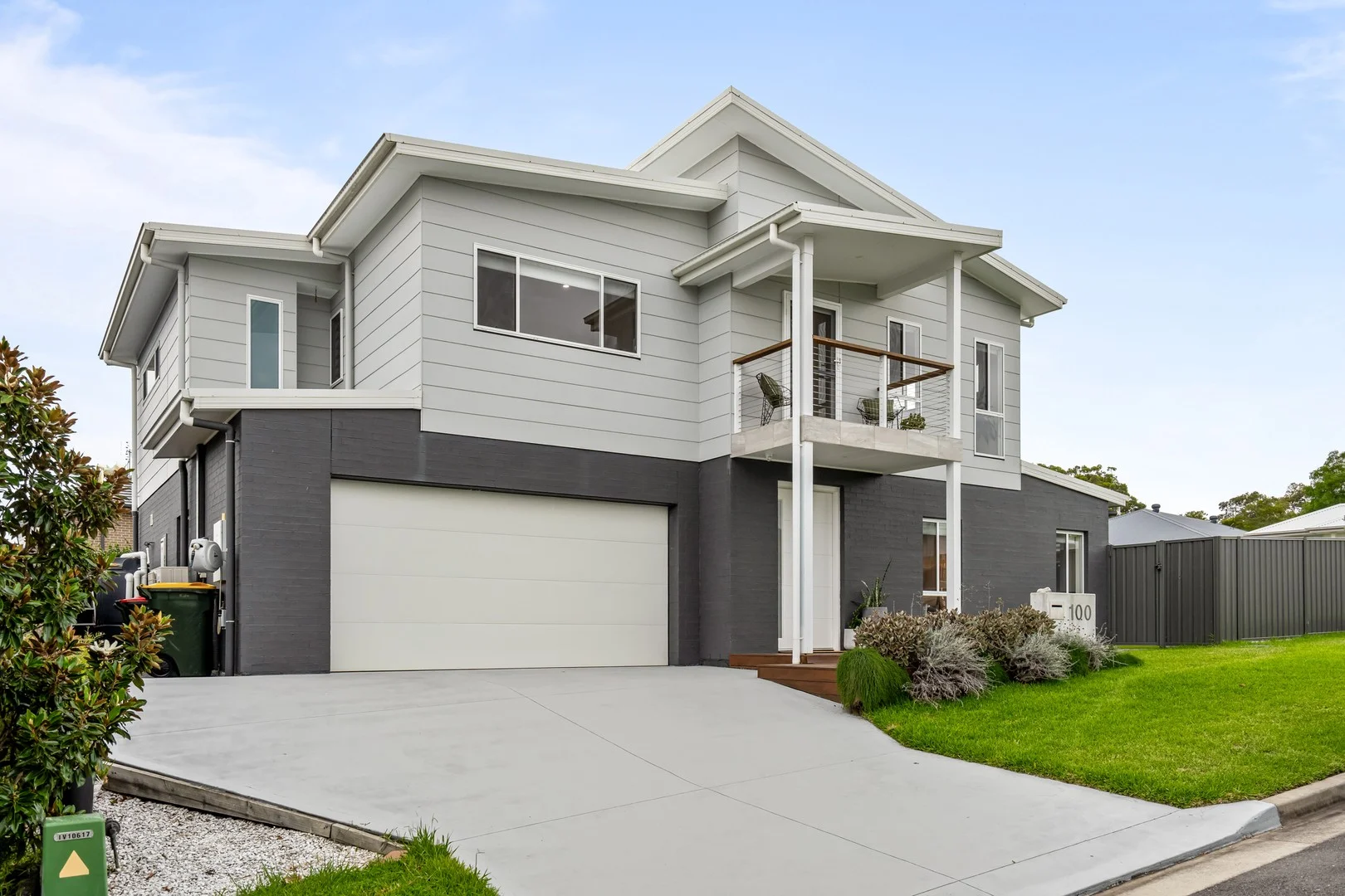 100 Pitt Street (1/28)