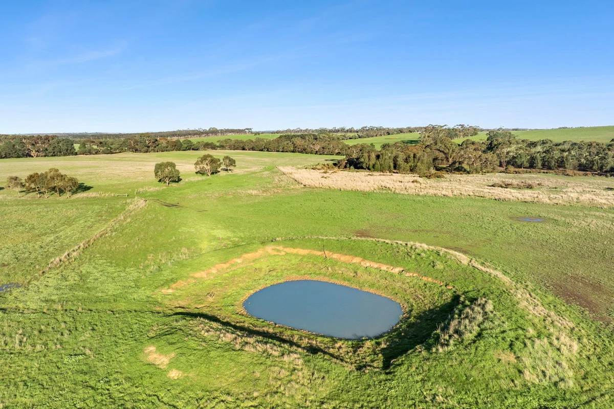 1000 Hendy Main Road - Image 3