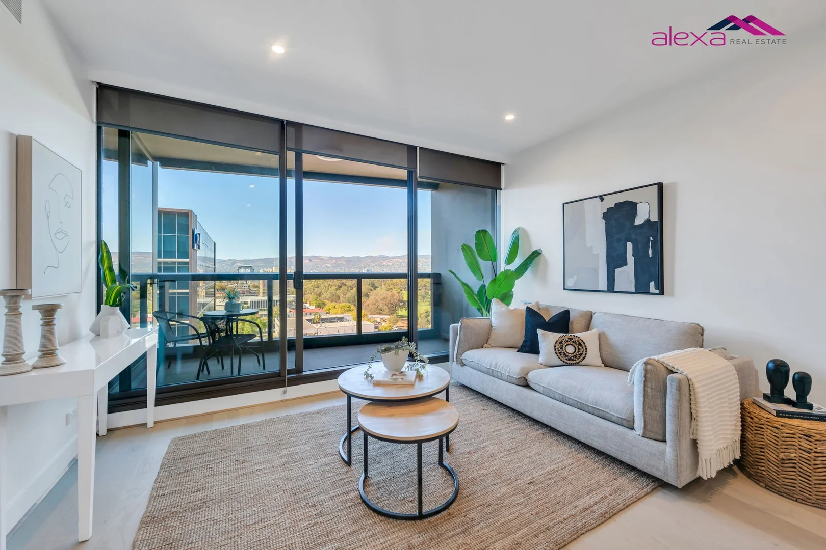 1003/421 King William Street (1/13)