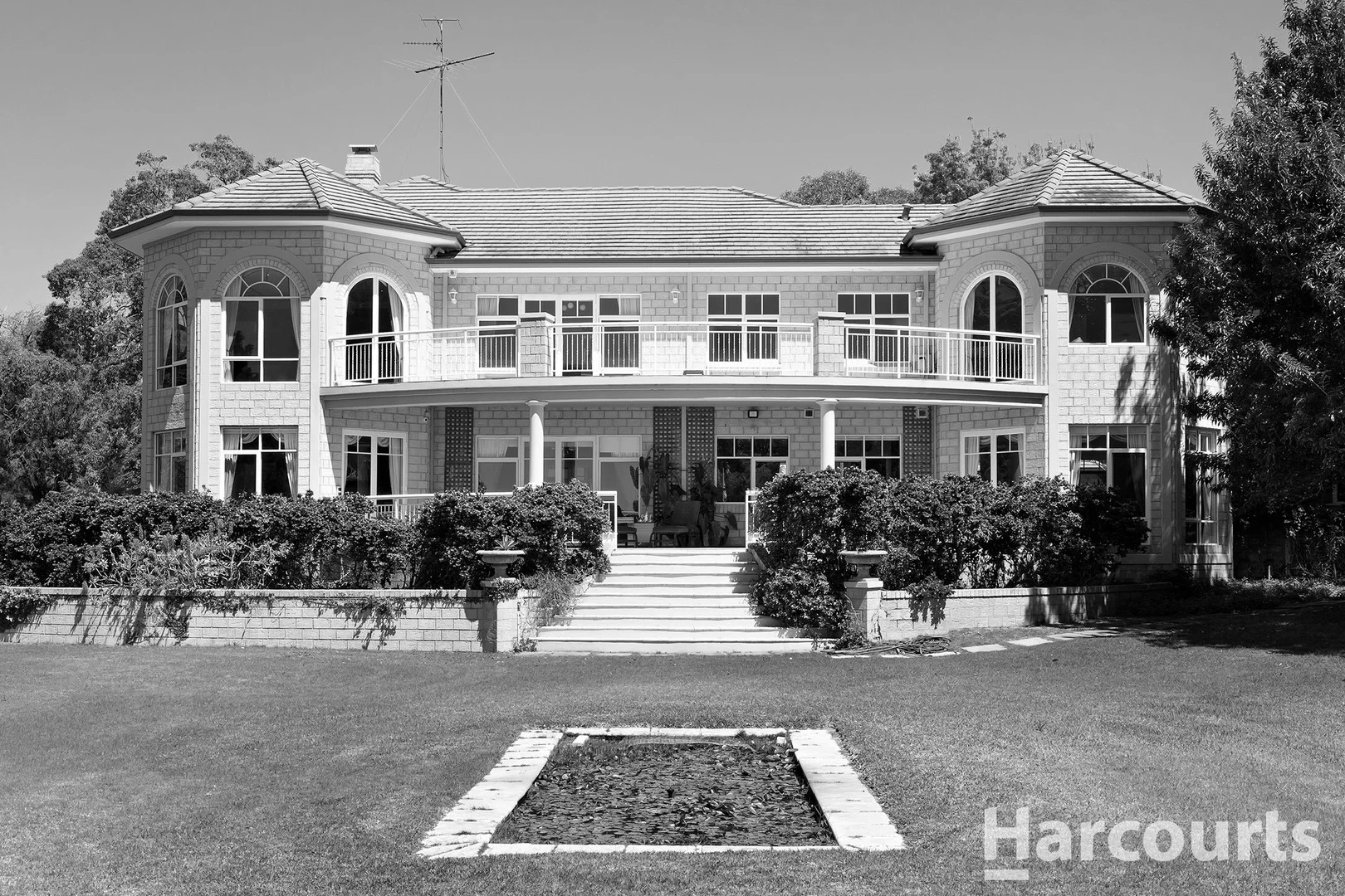 1022 Estuary Road (1/64)