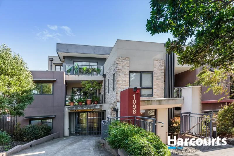 103/1098 Stud Road (1/10)