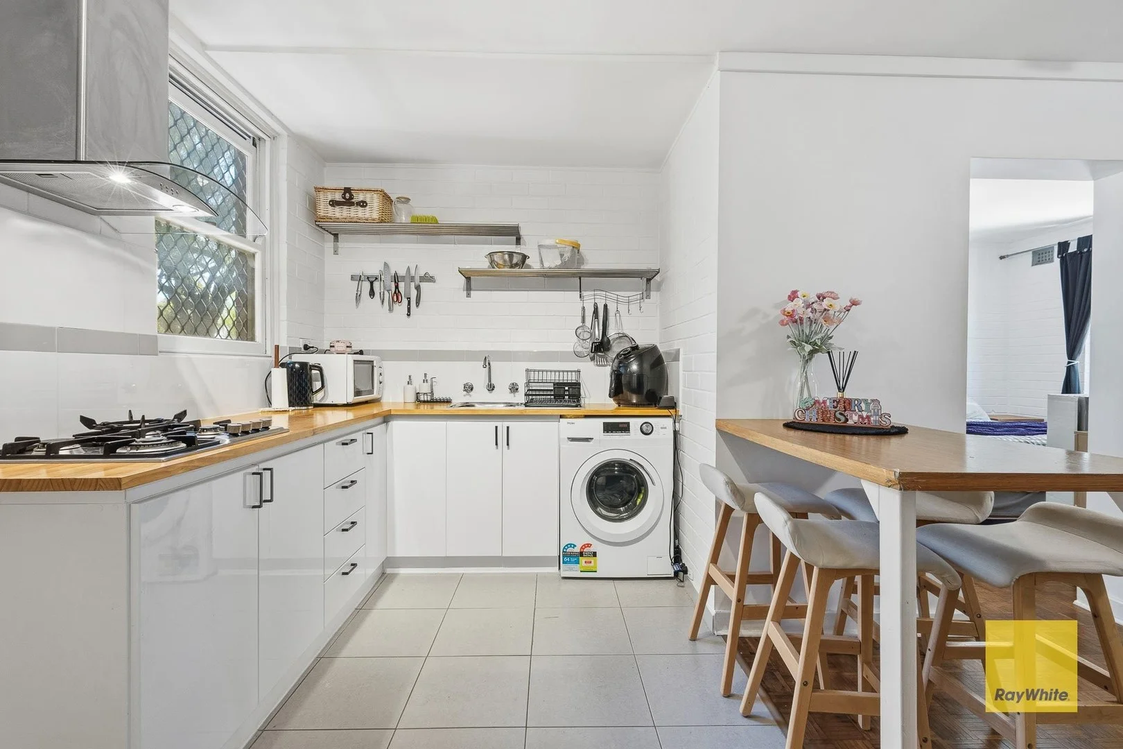103/583 William Street (1/17)