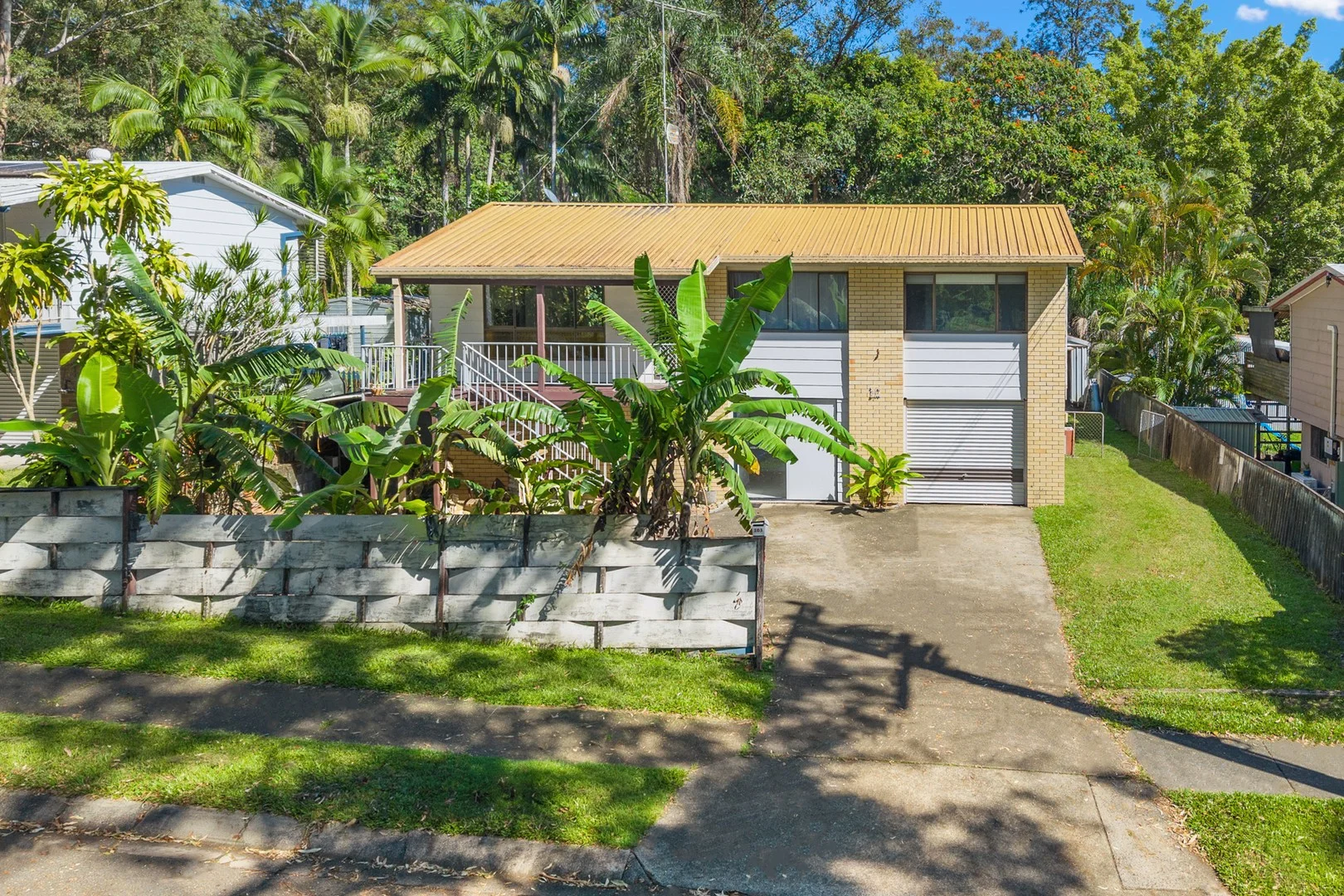 103 Cayuga Road (1/27)
