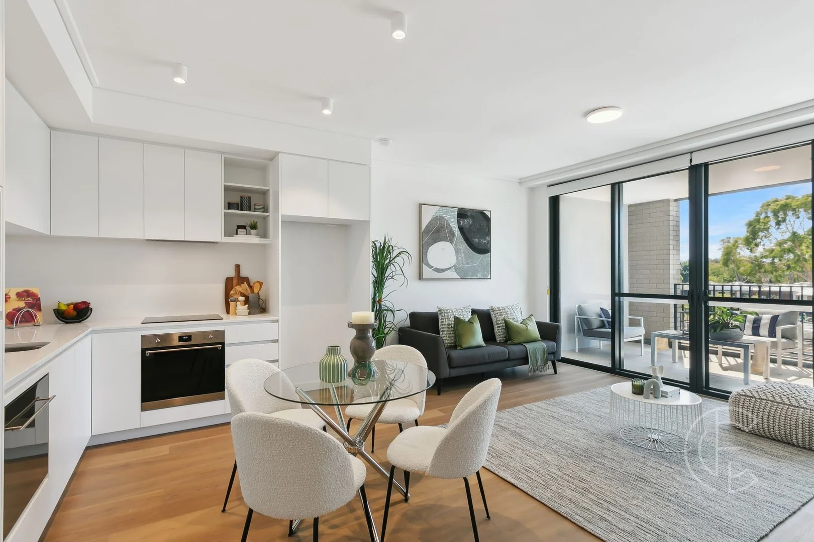 104/1 Seymour Avenue (1/20)