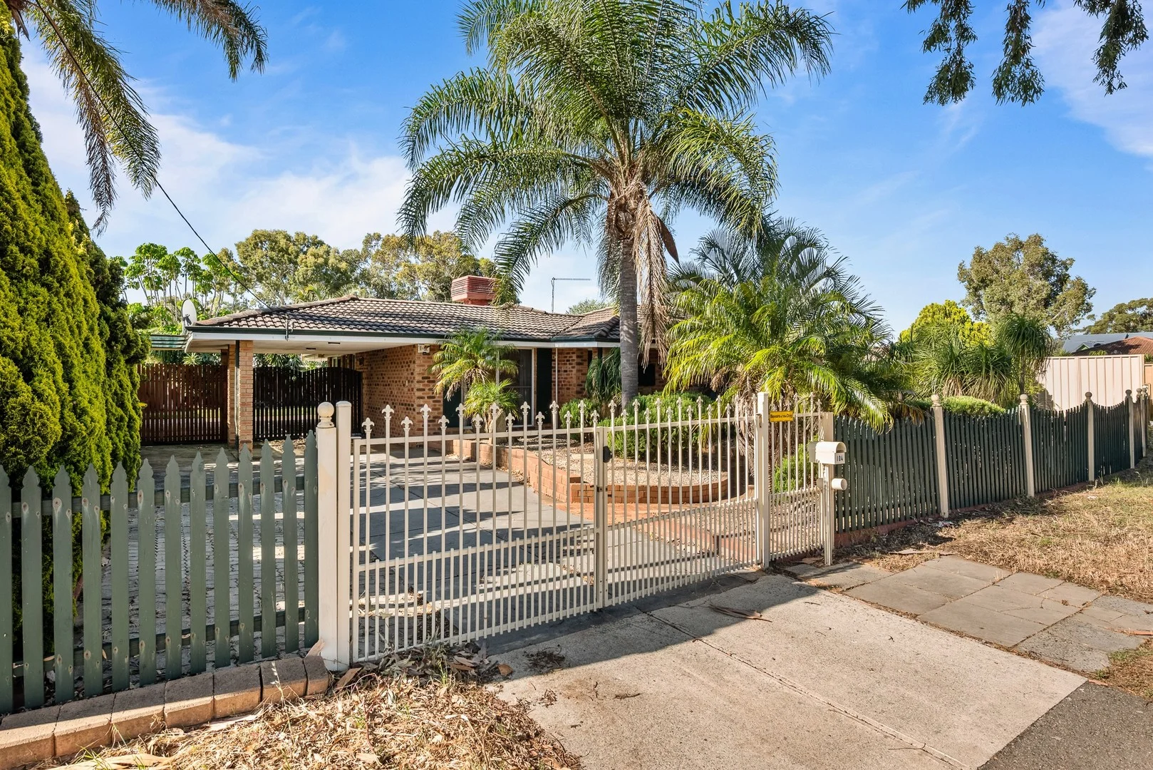 104 Hale Road (1/23)