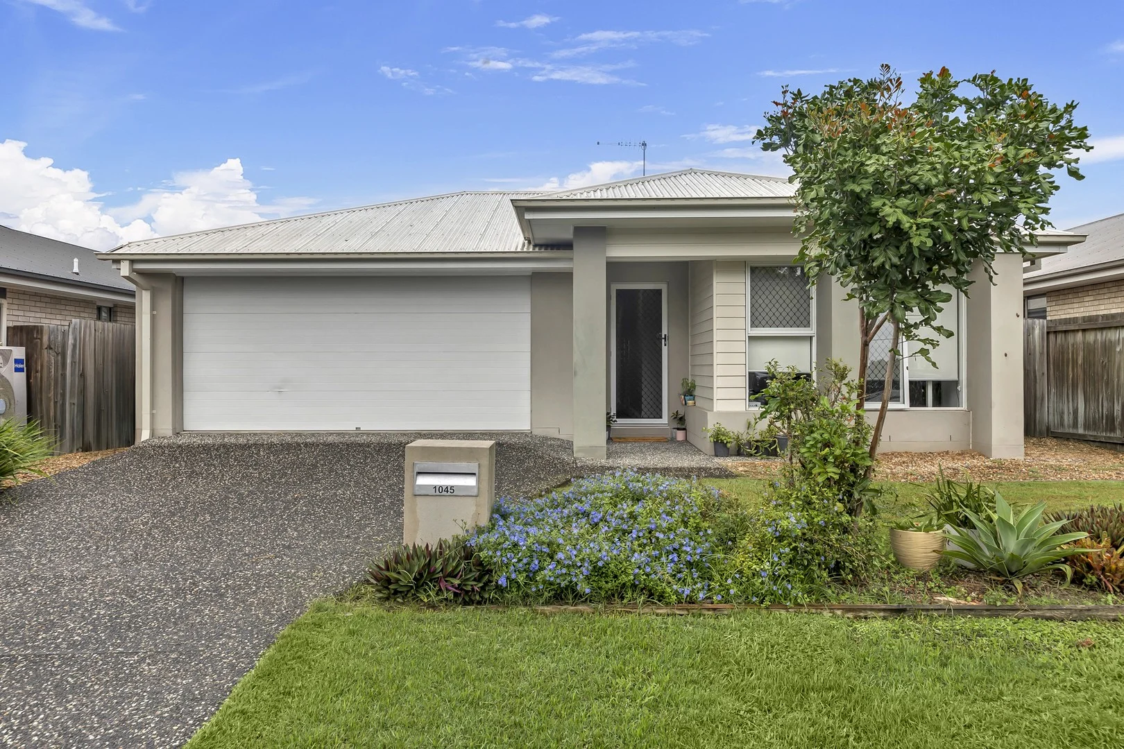 1045 SAMFORD ROAD (1/1)