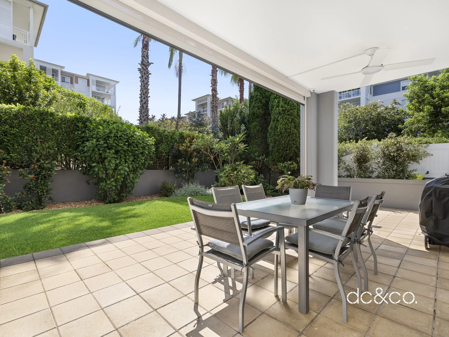 105/10 Peninsula Drive (1/12)