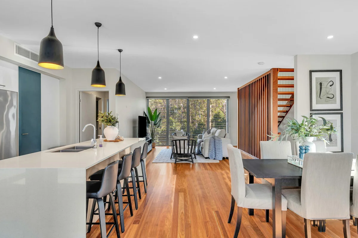 105/35 Kersley Road (1/19)