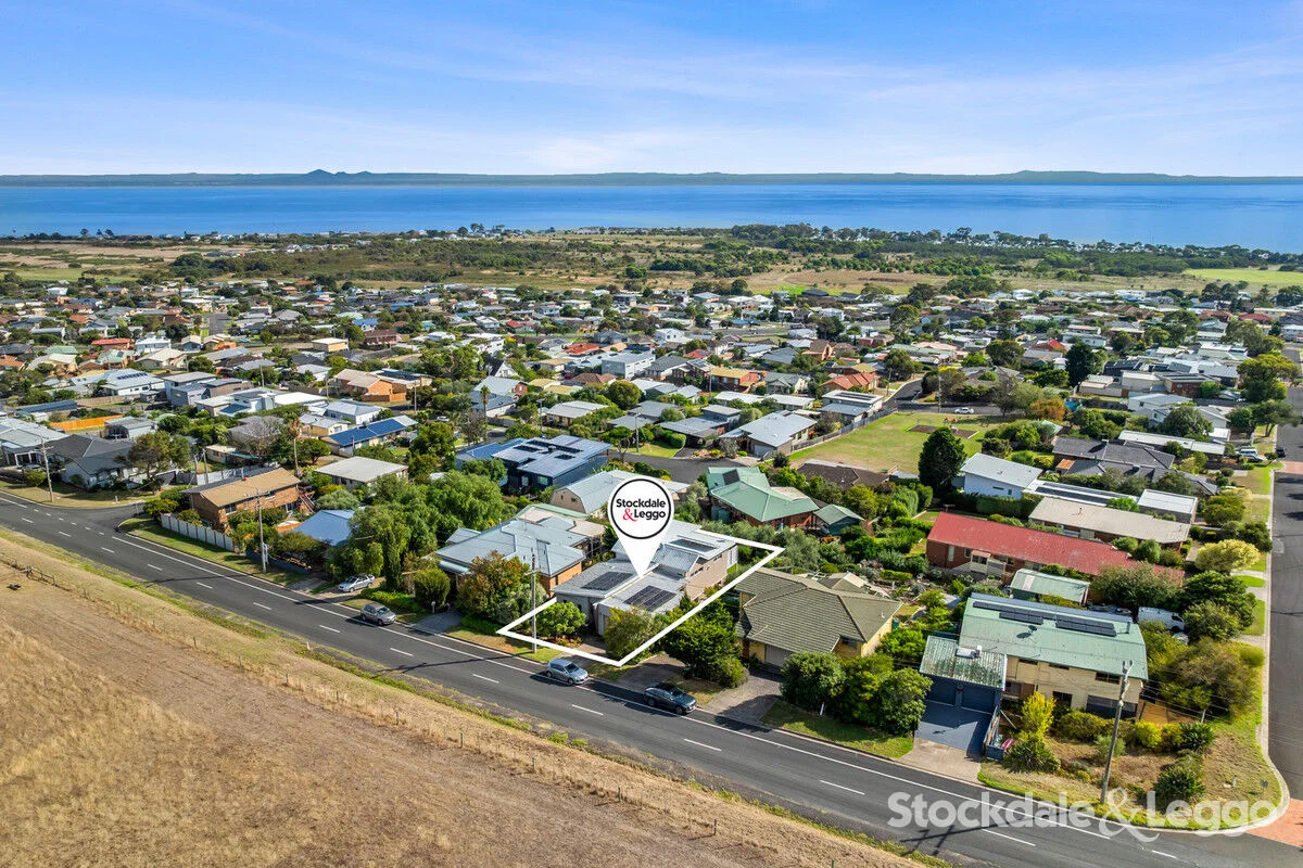 105 Tower Road - Image 5
