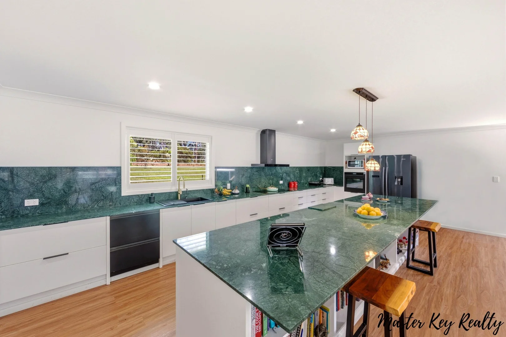 105 Van Hensbroek Road - Image 2