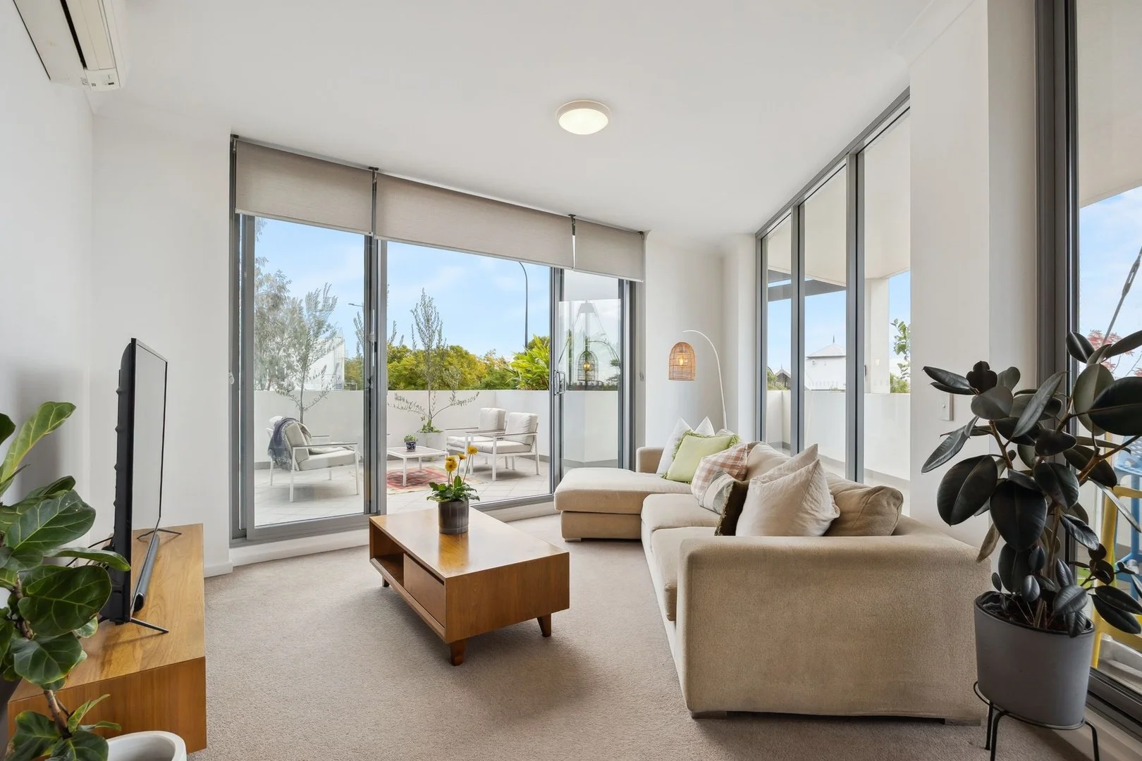 106/18 Atkinson Road (1/1)