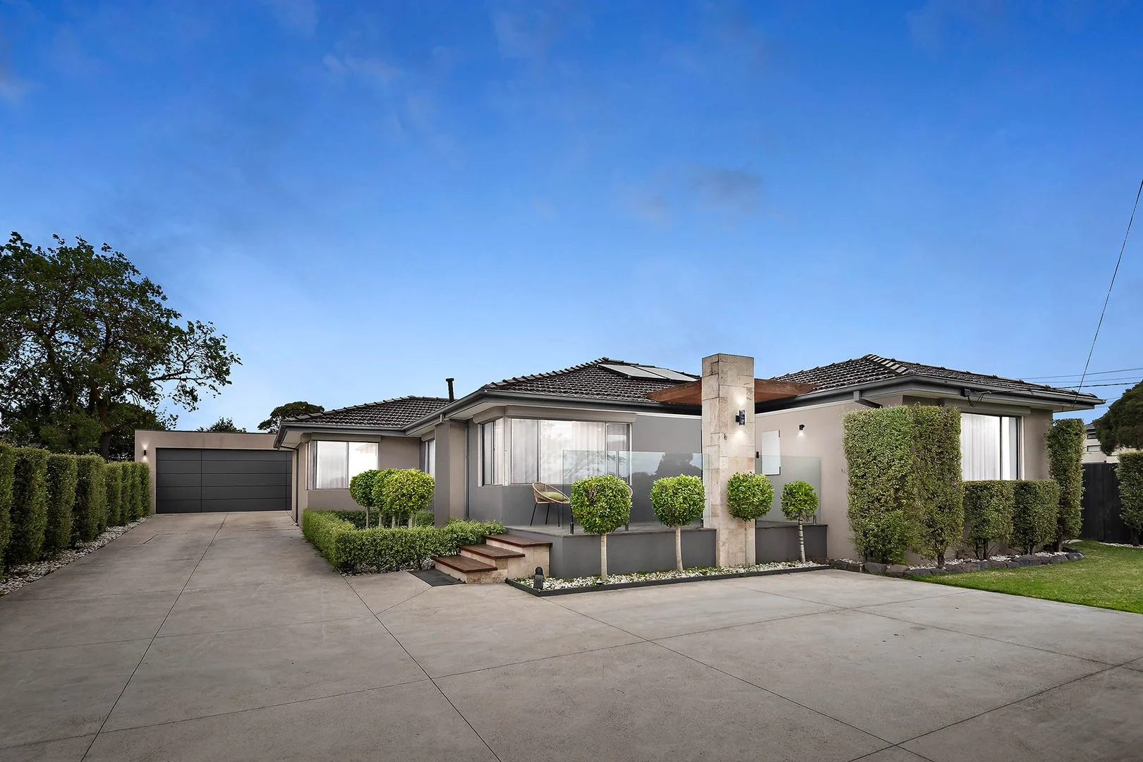 106 Frawley Road (1/16)