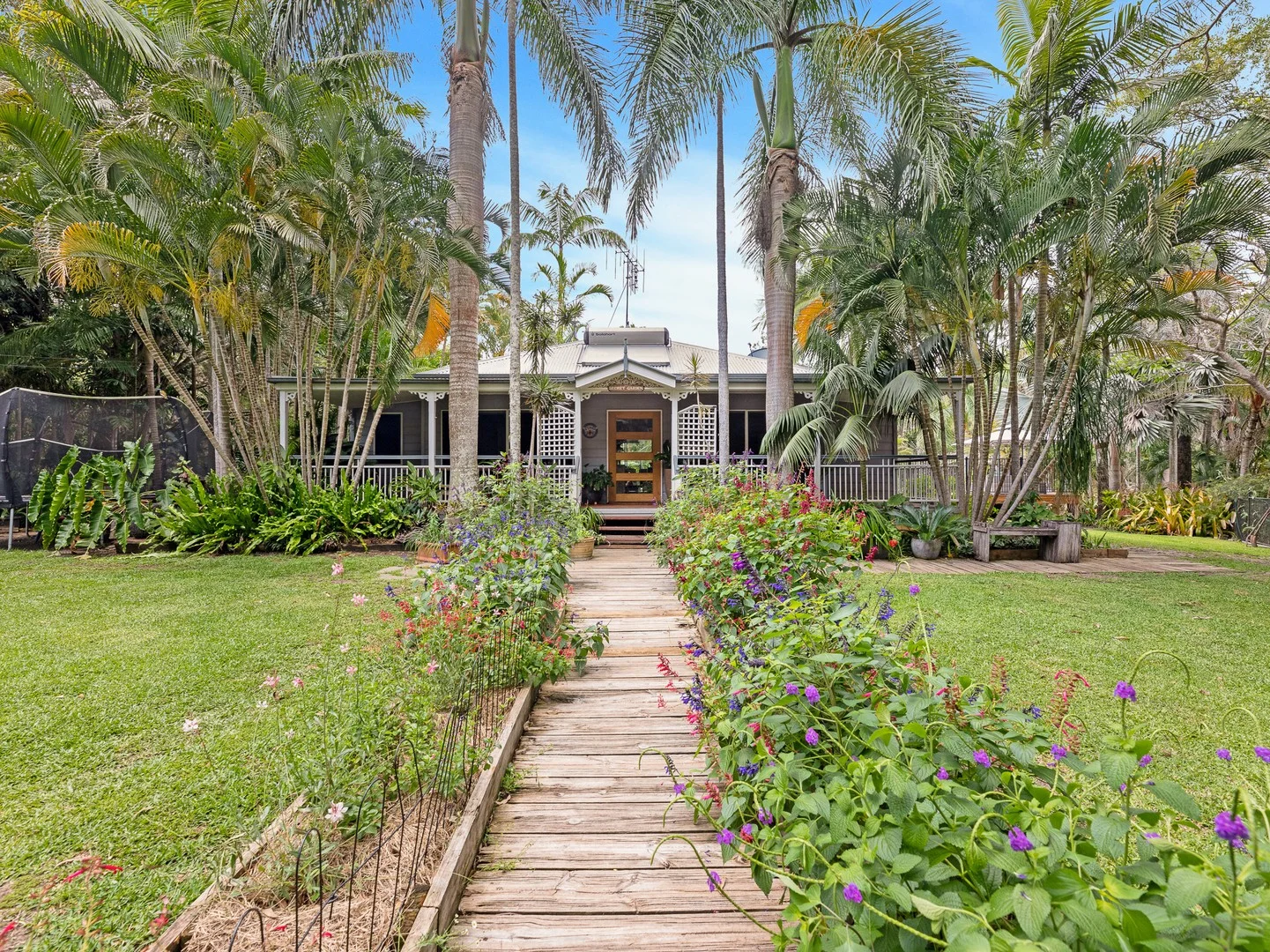 1064 Pialba Burrum Heads Road (1/41)