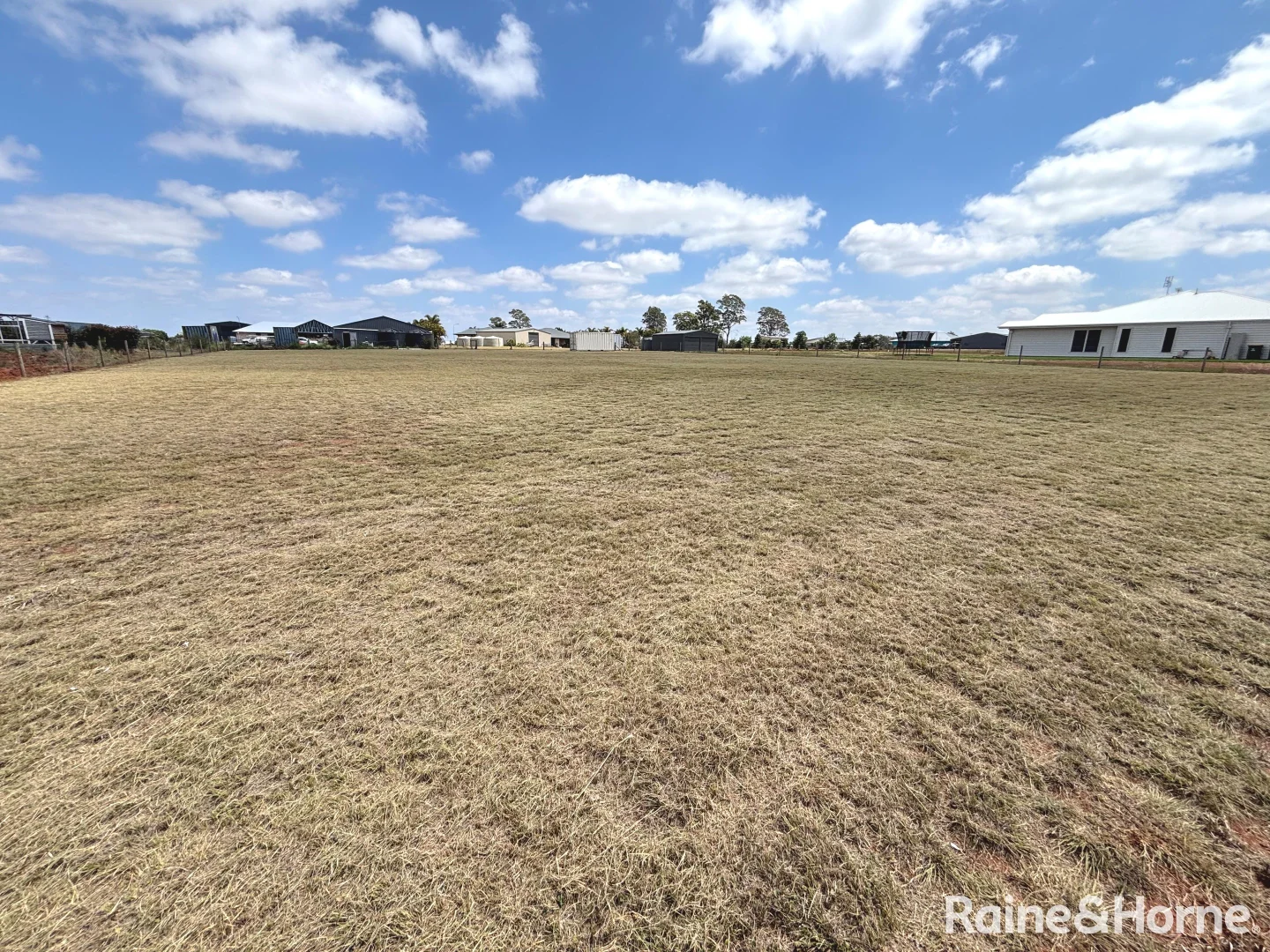 107-109 Premier Drive - Image 3