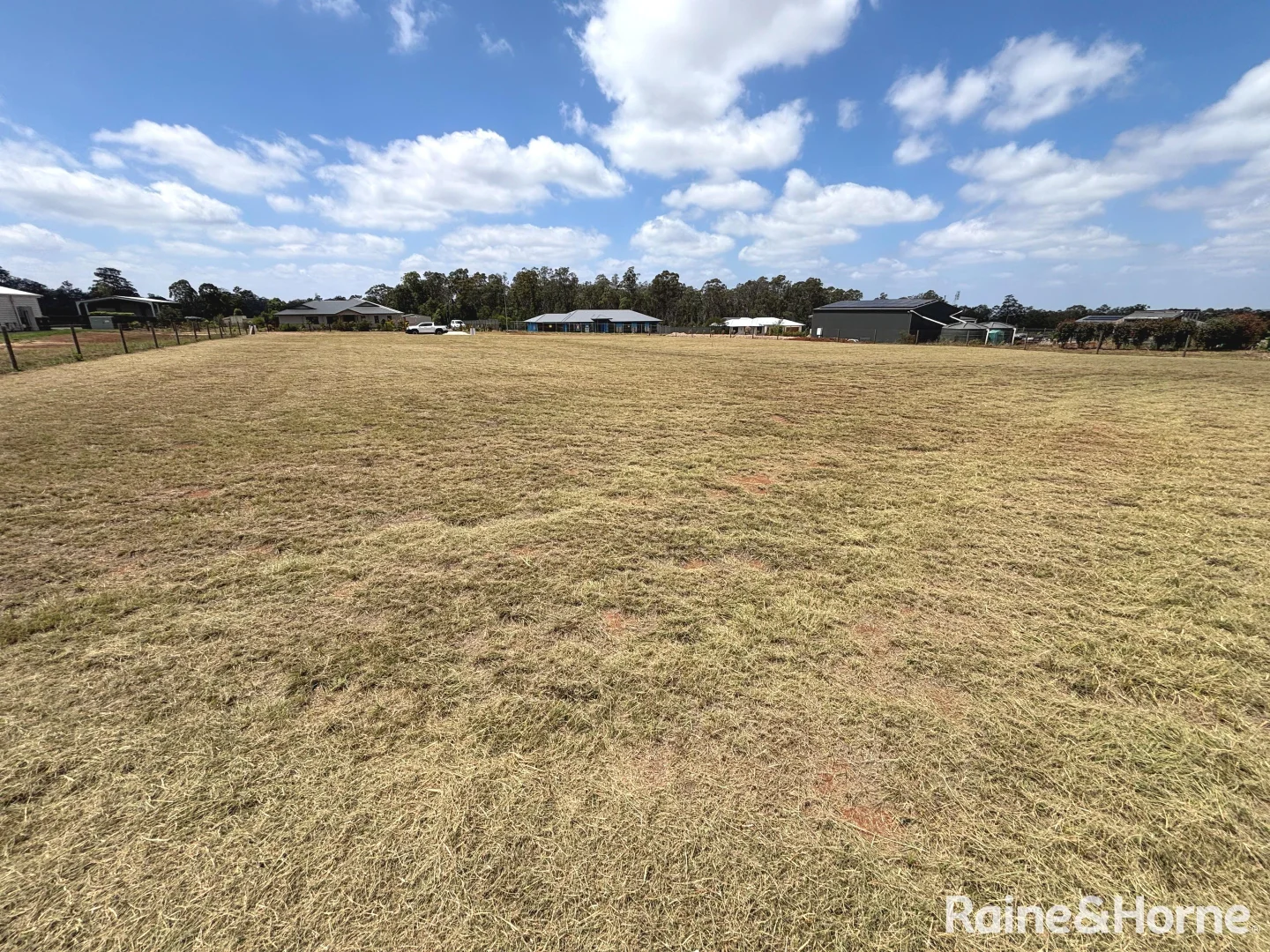 107-109 Premier Drive - Image 2