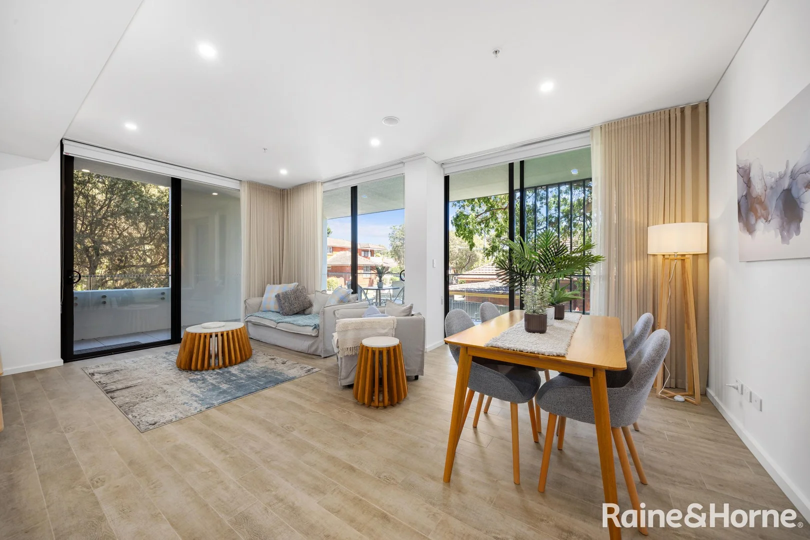 108/6 James Street (1/13)