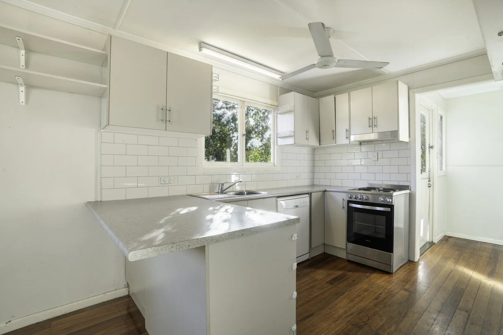 1087 Oxley Road - Image 3