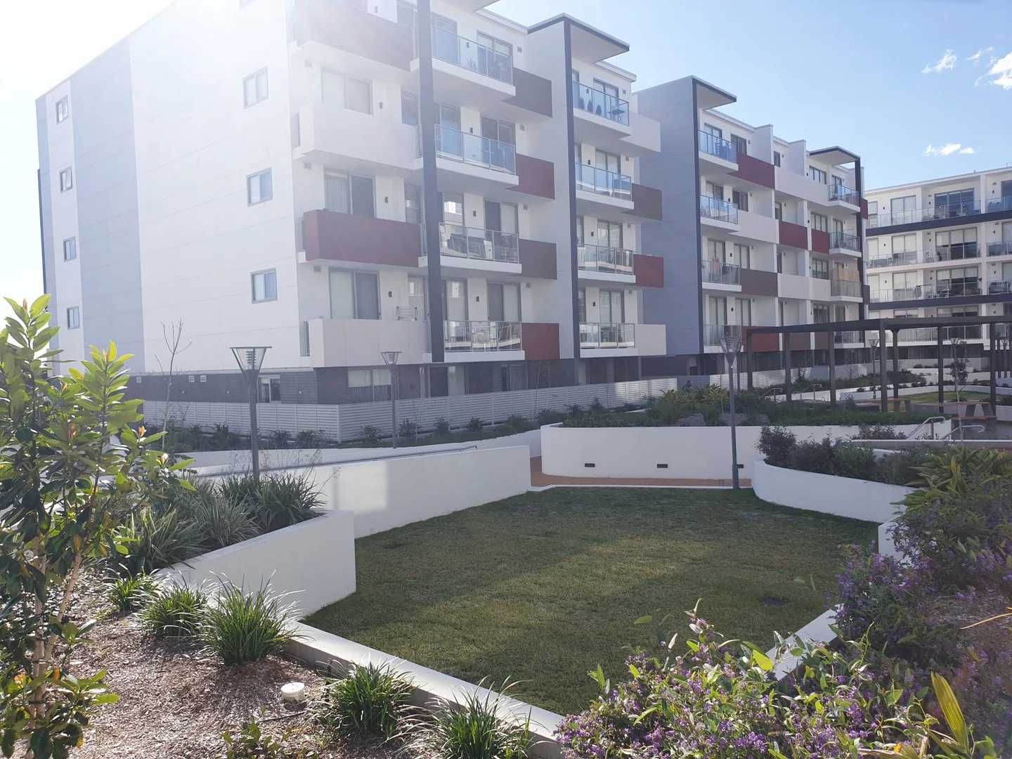 109/8 Isla Street (1/6)
