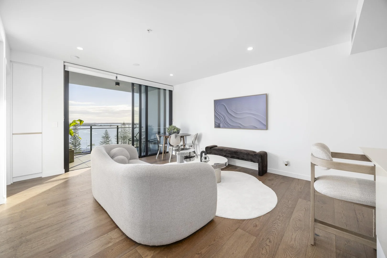 1092/163-167 Marine Parade (1/27)