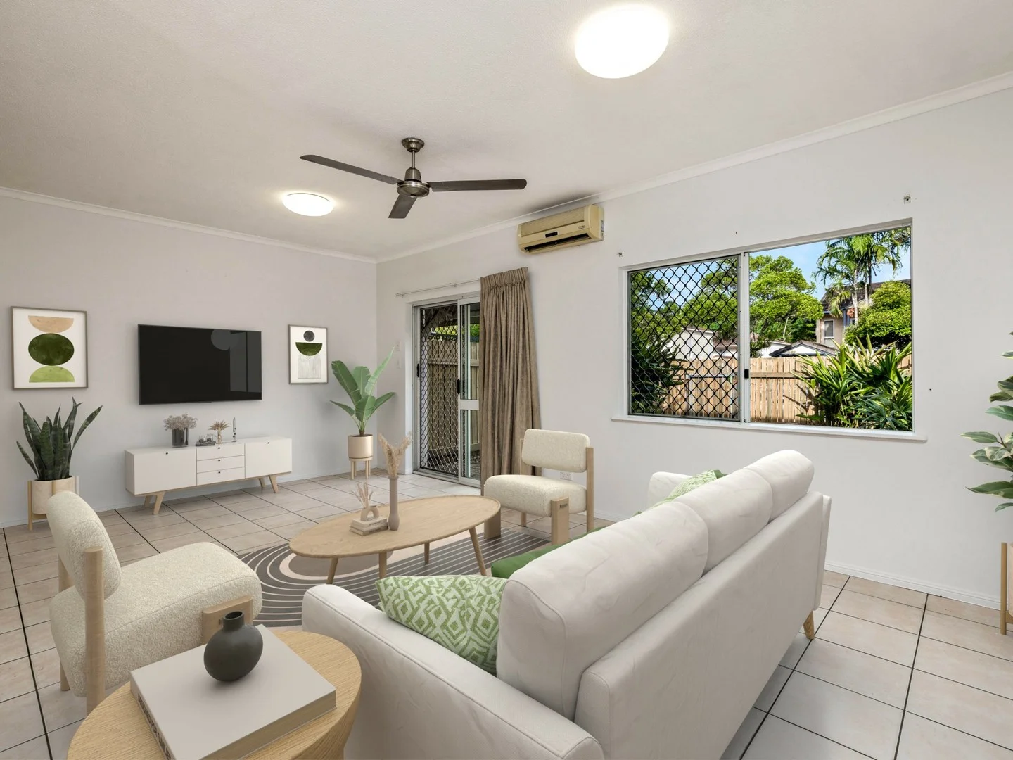 11/1 Grantala Street (1/13)