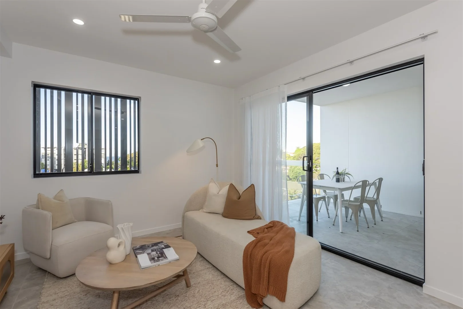 11/105 Chestnut Street (1/1)