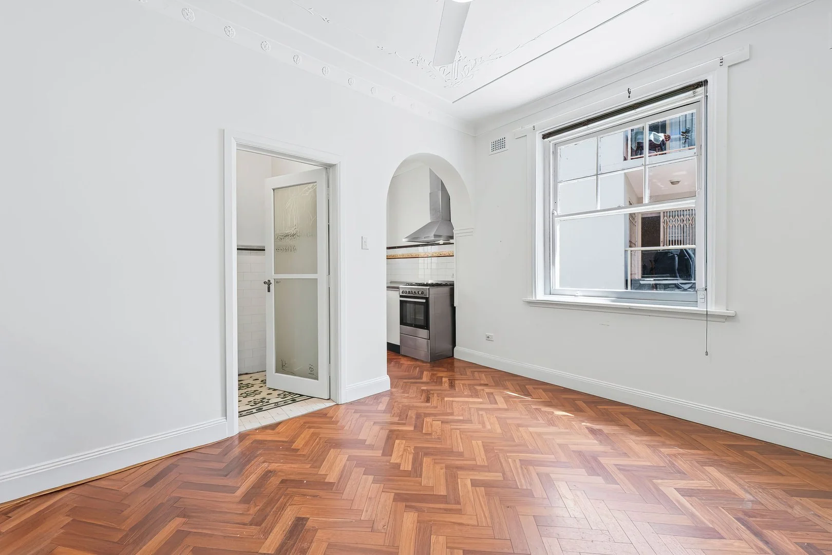 11/35 Roslyn Street (1/7)