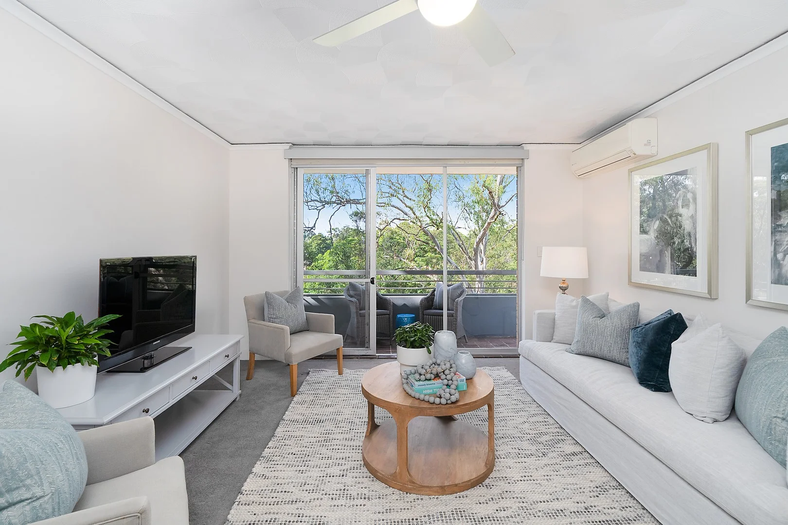 11/4-6 Lynvale Close (1/8)