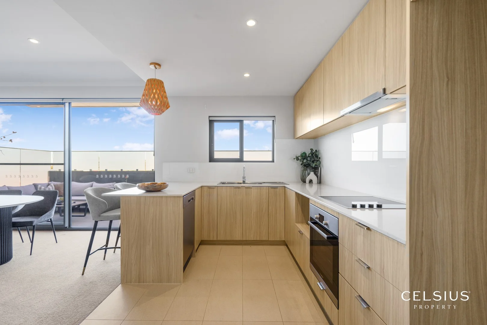 11/496 Fitzgerald St (1/20)